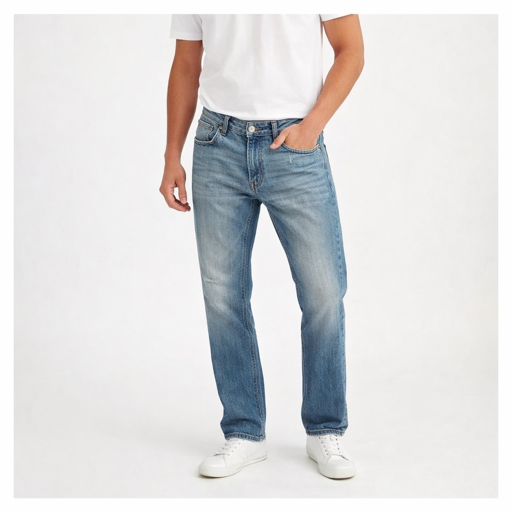 Reclaim Buckle Men’s Relaxed Jeans Size 33 R Regular Light Wash‎ Distressed